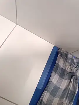 Snapshot of TropBig chatting on 5, 2, 2026 TropBig online show from 5, 2, 2026