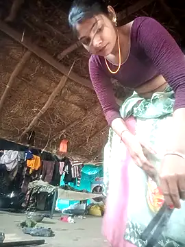 Hotty raghni online show from 3, 2, 2026