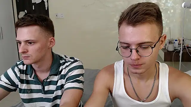 NikiKerryCum online show from 5, 7, 2026
