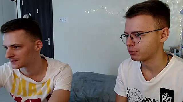 NikiKerryCum online show from 9, 7, 2026
