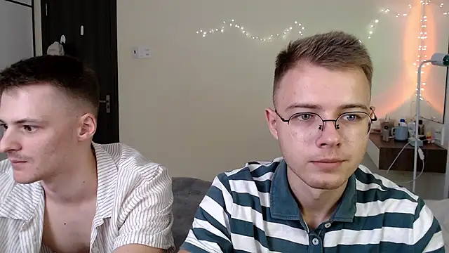 NikiKerryCum online show from 2, 8, 2026