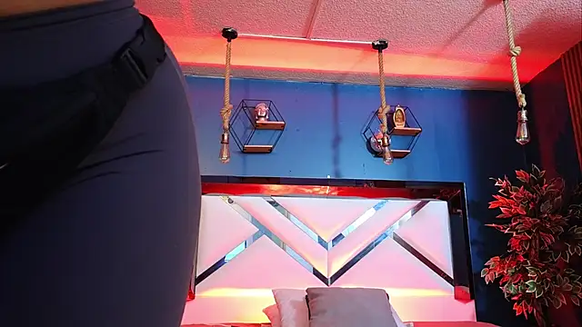 Ladyy brownn online show from 14, 2, 2026