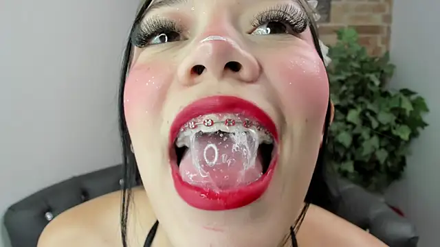 Snapshot of foxy_vera chatting on 26, 6, 2026 foxy vera online show from 26, 6, 2026