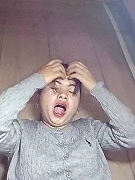 Snapshot of emlylyxinh chatting on 31, 1, 2026 emlylyxinh online show from 31, 1, 2026