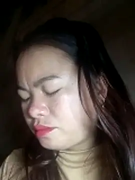 Snapshot of emlylyxinh chatting on 3, 2, 2026 emlylyxinh online show from 3, 2, 2026