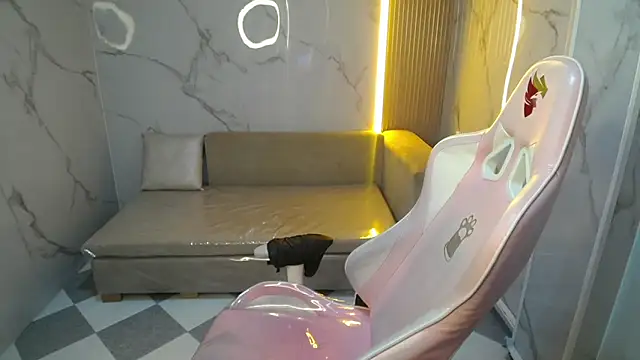 Snapshot of Valerie_moon_b chatting on 8, 2, 2026 Valerie moon b online show from 8, 2, 2026