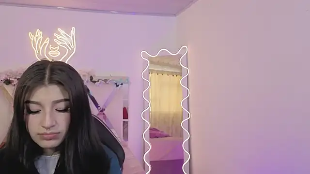 NEFTIS TAY online show from 25, 2, 2026