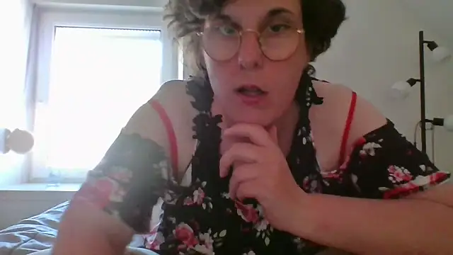 OIseauNoir88 online show from 26, 4, 2026