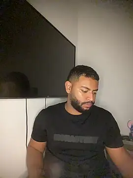 Snapshot of KLEYTON33 chatting on 1, 2, 2026 KLEYTON33 online show from 1, 2, 2026