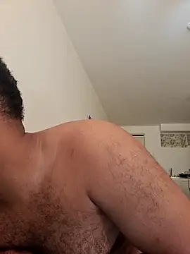 Snapshot of KLEYTON33 chatting on 5, 2, 2026 KLEYTON33 online show from 5, 2, 2026