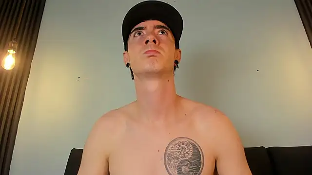 Snapshot of Lio_____ chatting on 2, 3, 2026 Lio online show from 2, 3, 2026