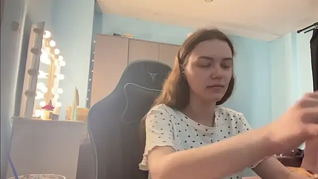 AndreeMerryman online show from 9, 3, 2026