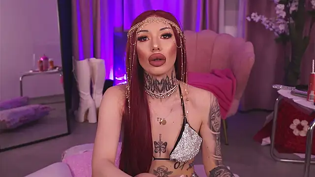 Snapshot of CassandraFoxy chatting on 7, 2, 2026 CassandraFoxy online show from 7, 2, 2026