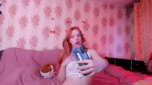 Cutie Bambi online show from 16, 3, 2026