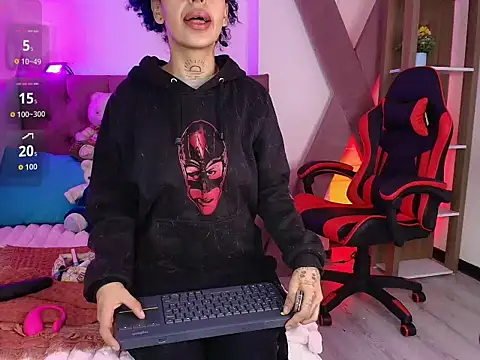 HannahBlue  online show from 11, 2, 2026