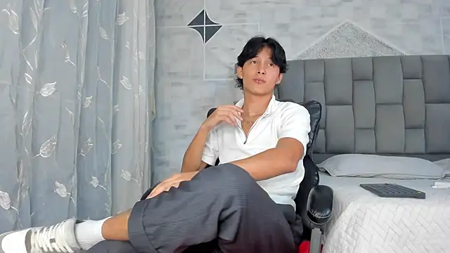 SalvatoreBenford online show from 5, 2, 2026