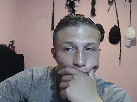 Snapshot of Cronos_Hot_8 chatting on 2, 3, 2026 Cronos Hot 8 online show from 2, 3, 2026