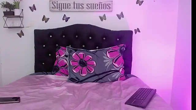 Coral Villalobos online show from 26, 2, 2026