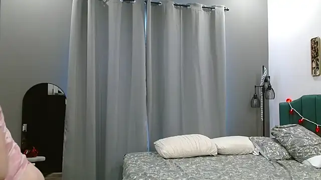 HazelSkyesChat online show from 13, 2, 2026