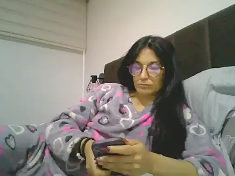 Snapshot of sweetsensations chatting on 8, 4, 2026 sweetsensations online show from 8, 4, 2026