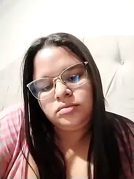 Snapshot of SamanthaStonee chatting on 8, 2, 2026 SamanthaStonee online show from 8, 2, 2026