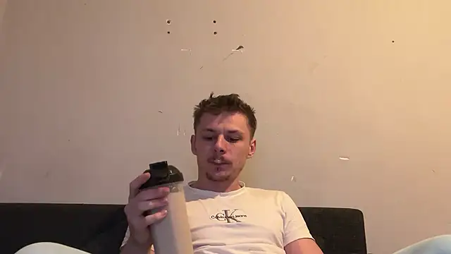 Snapshot of Lucas328706 chatting on 15, 2, 2026 Lucas328706 online show from 15, 2, 2026