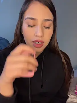 Snapshot of romyamo chatting on 14, 2, 2026 romyamo online show from 14, 2, 2026