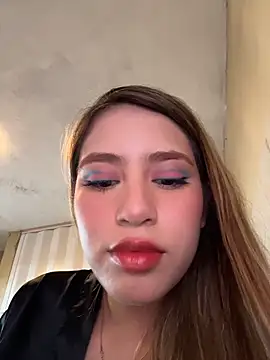 Snapshot of romyamo chatting on 21, 4, 2026 romyamo online show from 21, 4, 2026