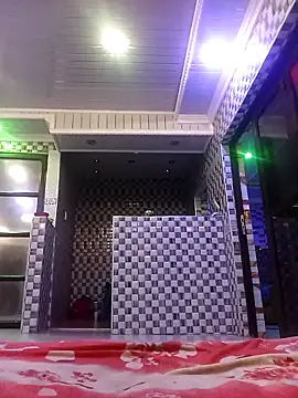 minniemoreee online show from 28, 2, 2026