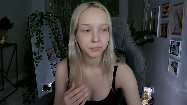 MaoqiBeverly online show from 17, 4, 2026