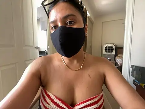 Snapshot of Anna_girl22 chatting on 21, 4, 2026 Anna girl22 online show from 21, 4, 2026