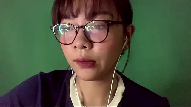 TerisaYellow online show from 2, 2, 2026