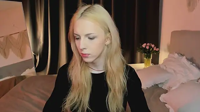 Tiffany  King online show from 4, 6, 2026
