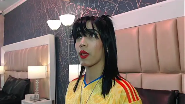 Snapshot of MiaKarsson chatting on 4, 6, 2026 MiaKarsson online show from 4, 6, 2026
