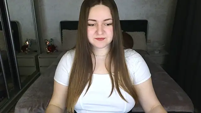 Eva Luxx online show from 6, 4, 2026