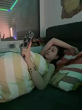 Just-Lilly online show from 8, 4, 2026