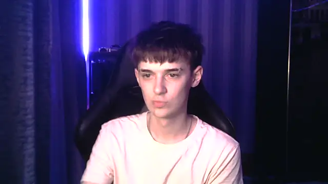 Snapshot of Sweet_Dude chatting on 3, 3, 2026 Sweet Dude online show from 3, 3, 2026