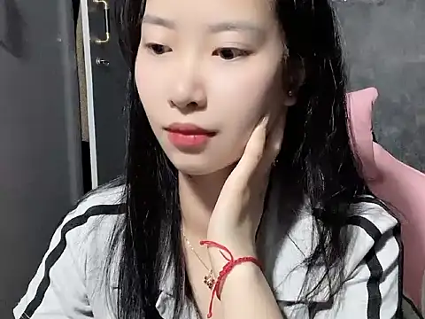 Linne6789 online show from 5, 3, 2026