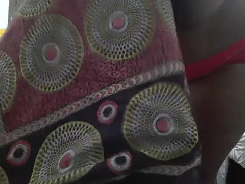 Honeybloom1 online show from 11, 2, 2026