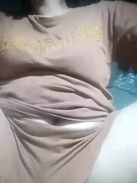 cute-hiphop online show from 7, 4, 2026