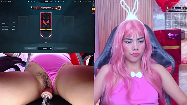 AriHale  online show from 12, 2, 2026