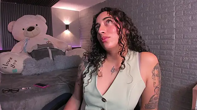 Snapshot of Magic_ivone chatting on 10, 2, 2026 Magic ivone online show from 10, 2, 2026