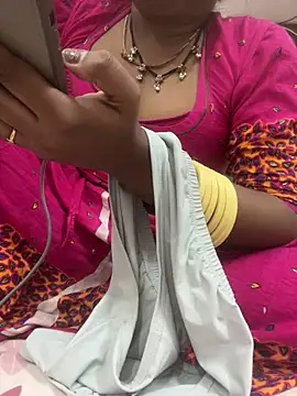 Snapshot of debykajal chatting on 30, 7, 2026 debykajal online show from 30, 7, 2026