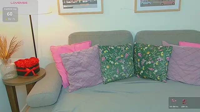 SinLuna  online show from 1, 4, 2026