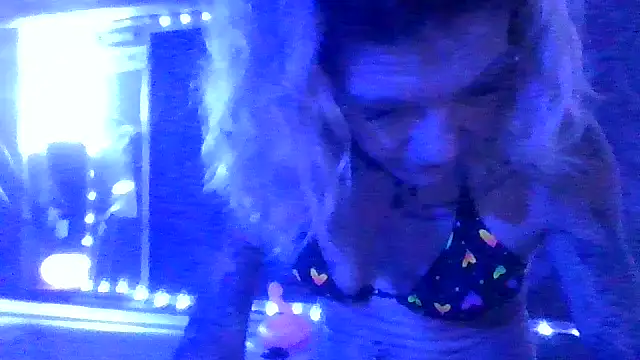 Snapshot of CrystalMaria8 chatting on 21, 7, 2026 CrystalMaria8 online show from 21, 7, 2026