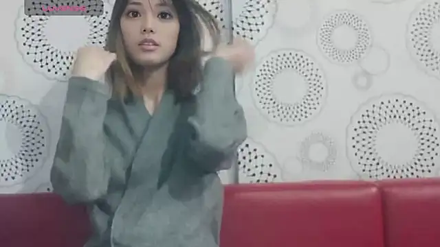 erinaka123 online show from 4, 4, 2026