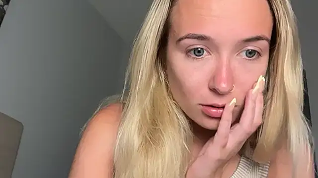 kelseyblu online show from 14, 6, 2026