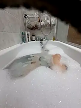 Ukcoiple online show from 6, 3, 2026