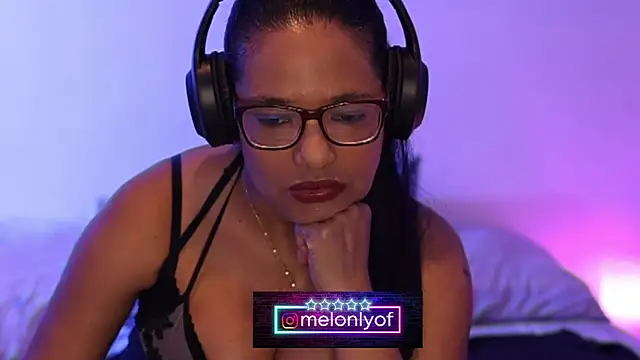 MelOnlyOf online show from 2, 3, 2026