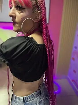 Snapshot of Karolaiin_LS chatting on 15, 2, 2026 Karolaiin LS online show from 15, 2, 2026